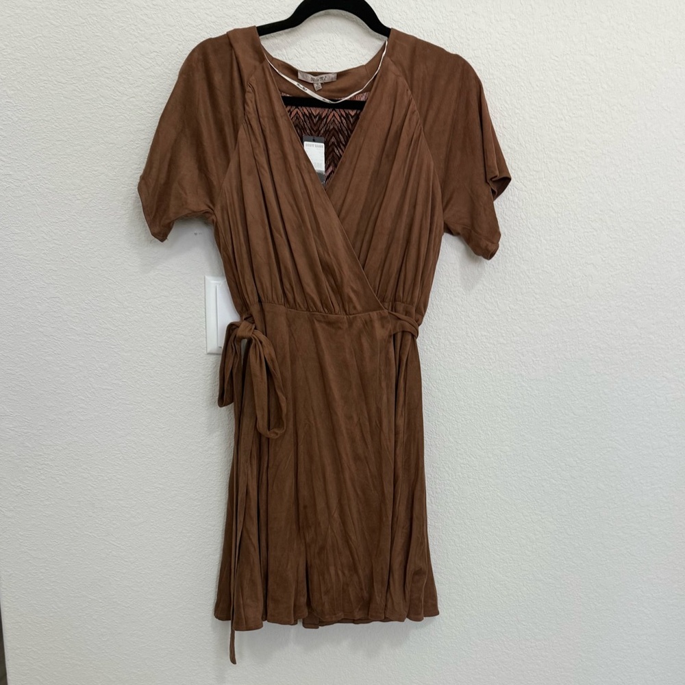 Miss Me Faux-Suede Wrap Dress Flutter Sleeves Mocha Brown Size Medium M NEW - Picture 3 of 10